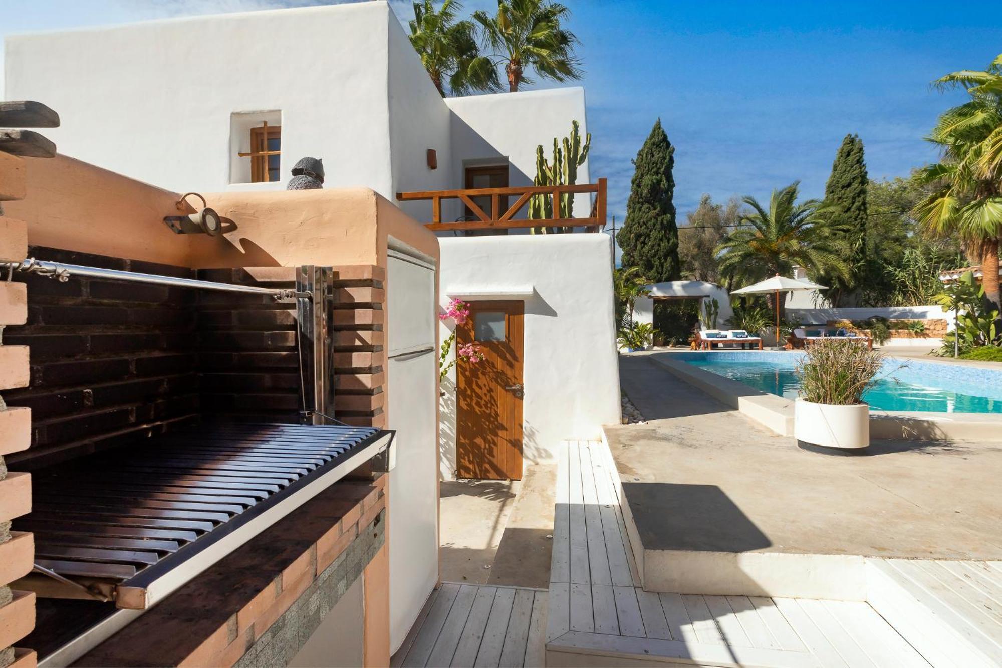 Villa Near Ibiza Town Sleeps 11 To 13 Guests Can Furnet Экстерьер фото